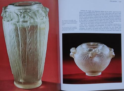 LALIQUE. A COLLECTOR’S GUIDE.  