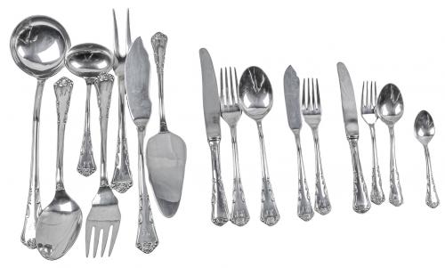 CUBERTERIA DE PLATA CON MUEBLE CUBERTERO