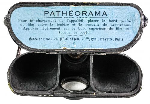 PEQUEÑO PROYECTOR PORTATIL "PATHÉORAMA"