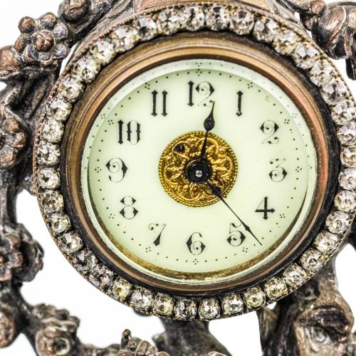 RELOJ DE SOBREMESA DEL PRIMER TERCIO DEL SIGLO XX