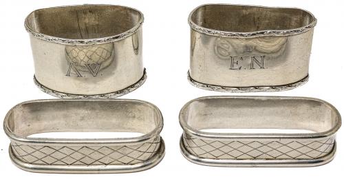 CUATRO ARGOLLAS DE PLATA