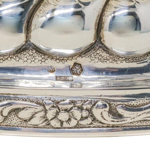 SOPERA DE PLATA DE MEDIADOS DE SIGLO XX