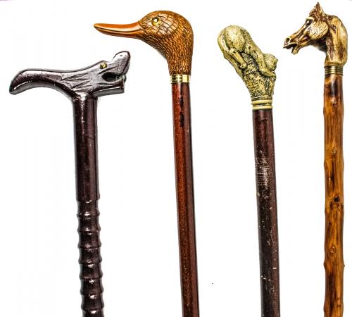CUATRO BASTONES VARIADOS