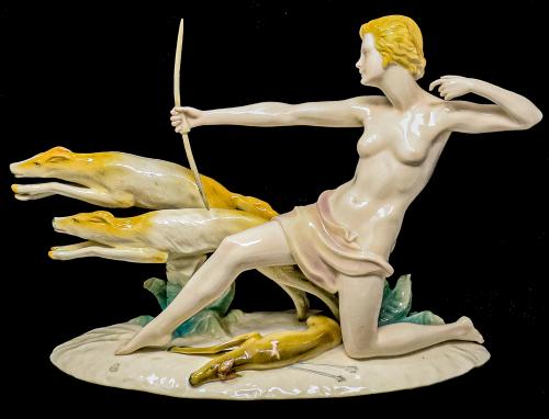 FIGURA EN PORCELA ALEMANA DE PRINCIPIOS DEL SIGLO XX