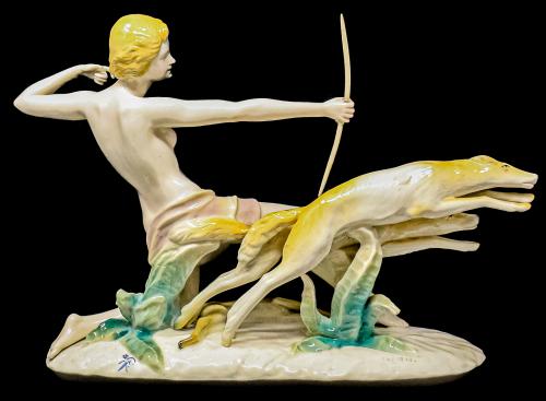 FIGURA EN PORCELA ALEMANA DE PRINCIPIOS DEL SIGLO XX