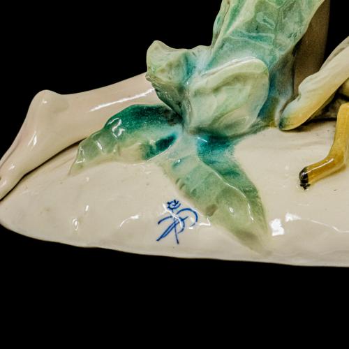 FIGURA EN PORCELA ALEMANA DE PRINCIPIOS DEL SIGLO XX