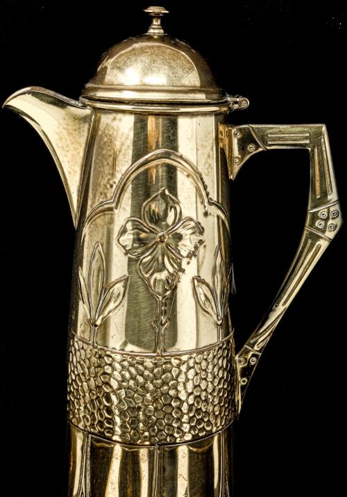 CONJUNTO DE JARRA Y SEIS VASOS ART NOUVEAU