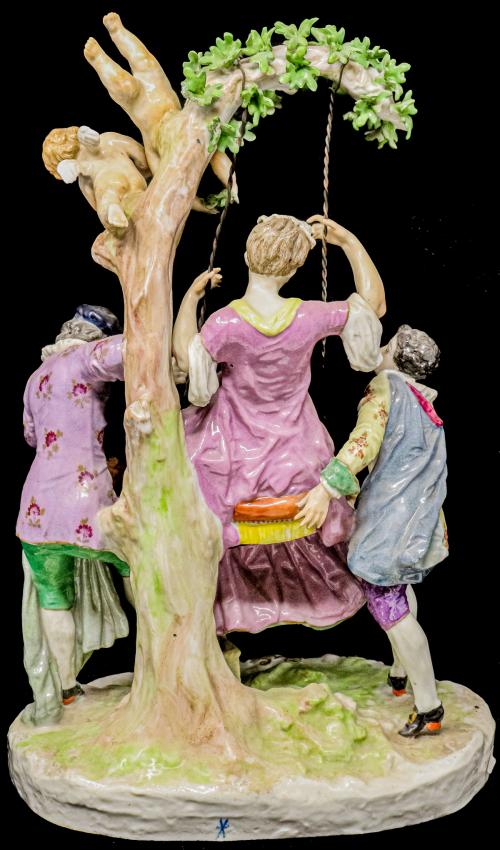 FIGURA DE PORCELANA ALEMANA DE LA PRIMERA MITAD DE SIGLO XX