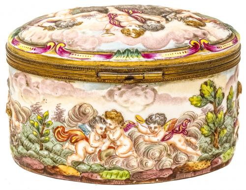 CAJA DE PORCELANA CAPODIMONTE DE MEDIADOS DE SIGLO XX