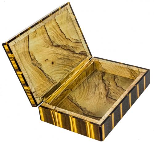 CAJA REALIZADA EN OJO DE TIGRE