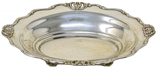 BANDEJA OVALADA EN PLATA DE LOS AÑOS 70