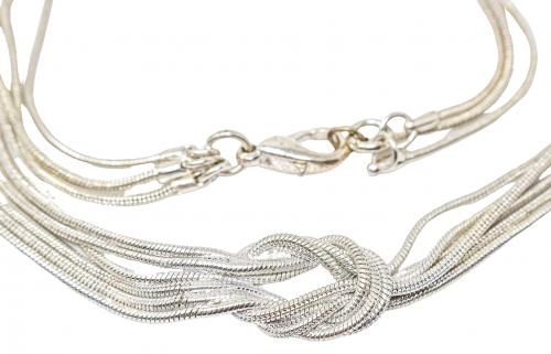 CADENA GARGANTILLA  CON NUDO DE PLATA