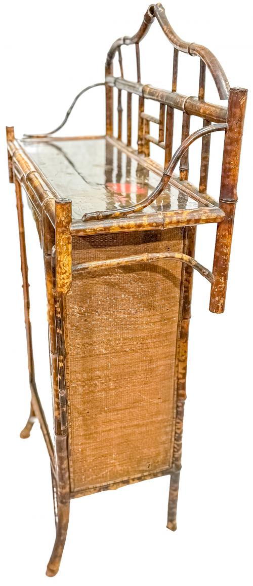 MUEBLE VITRINA VICTORIANO DE FLES. S.XIX