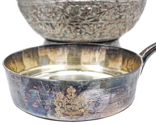 CONJUNTO DE VARIAS PIEZAS DE METAL