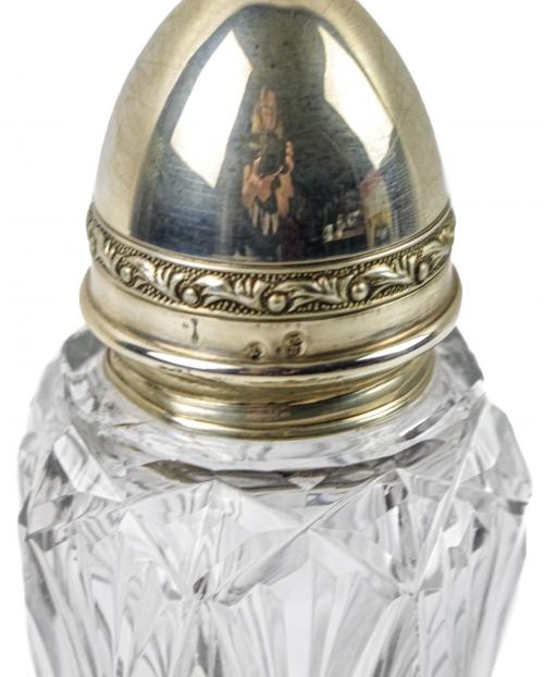 CONJUNTO DE PIEZAS DE PLATA Y CRISTAL