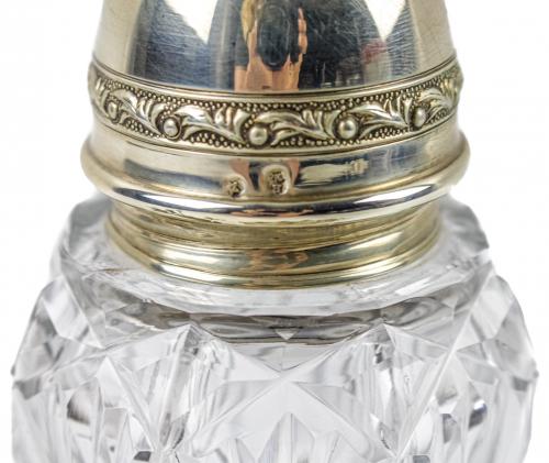 CONJUNTO DE PIEZAS DE PLATA Y CRISTAL