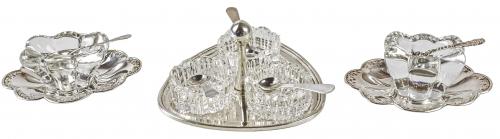 CONJUNTO DE PIEZAS DE CRISTAL Y PLATA