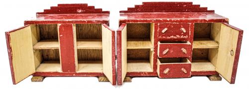 DOS MUEBLES DE JUGUETE DE LOS AÑOS 30