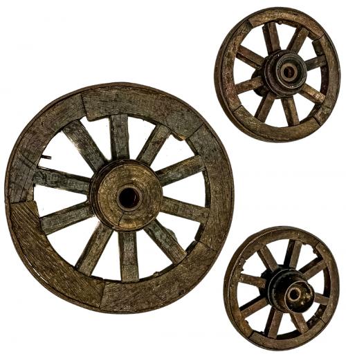 TRES RUEDAS DE CARRETA