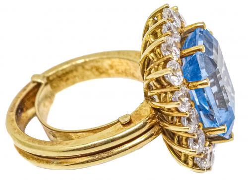 COLGANTE Y ANILLO DE ORO