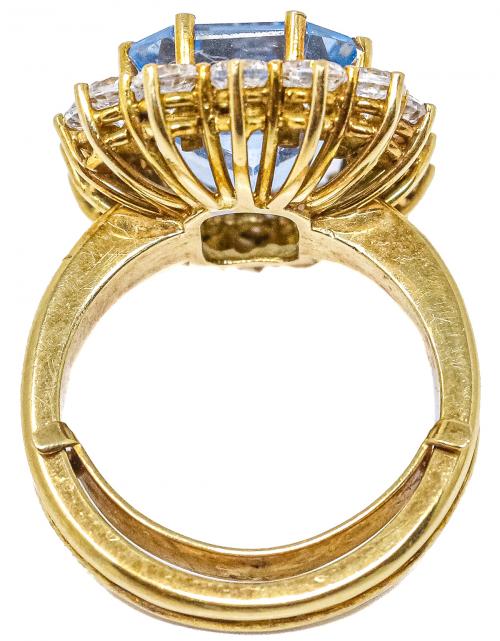 COLGANTE Y ANILLO DE ORO