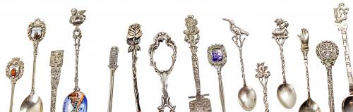 LOTE DE CUCHARITAS DE COLECCIÓN DEL ÚLTIMO CUARTO DEL S.XX