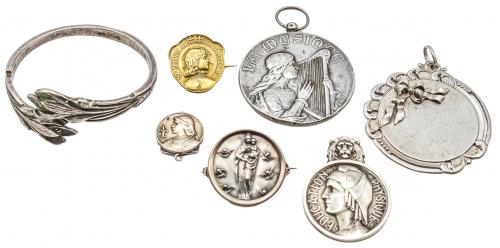 COLECCIÓN DE MEDALLAS Y BROCHES DE PPS. DEL S.XX