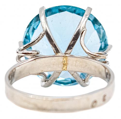 ANILLO CON ESPINELA AZUL