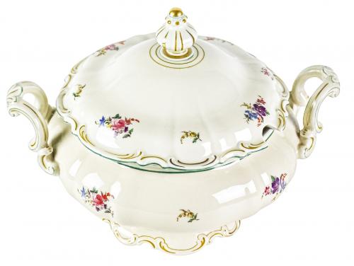 SOPERA PORCELANA ALEMANA DE MEDIADOS DE S. XX