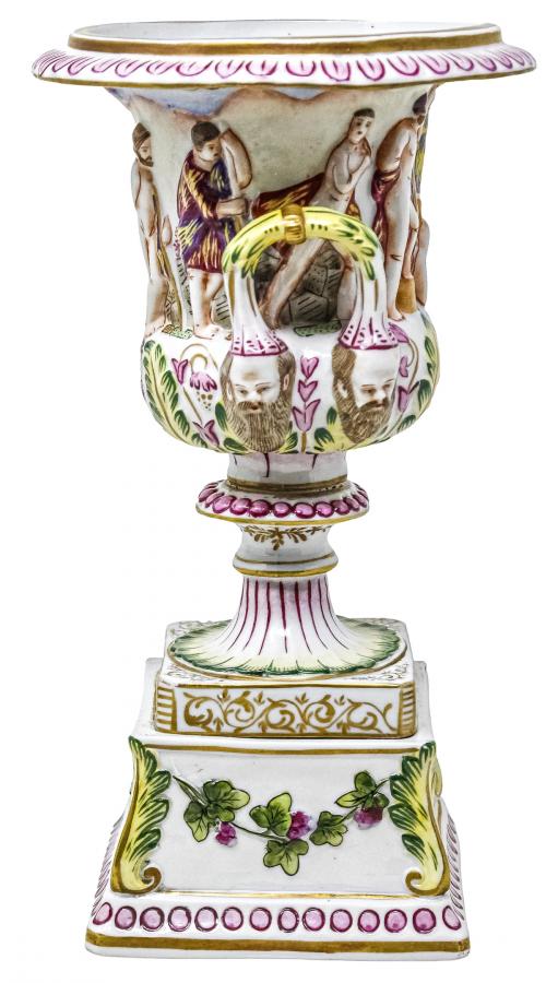 COPA EN PORCELANA CAPODIMONTE 