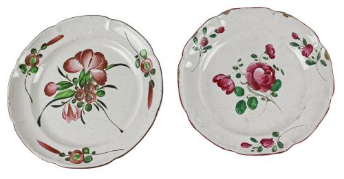 DOS  PLATOS FRANCESES EN CERÁMICA FAIENCE DE ESTRASBURGO