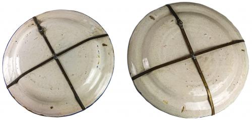 DOS PLATOS DE CERÁMICA VALENCIANA DE FINALES DE S. XIX