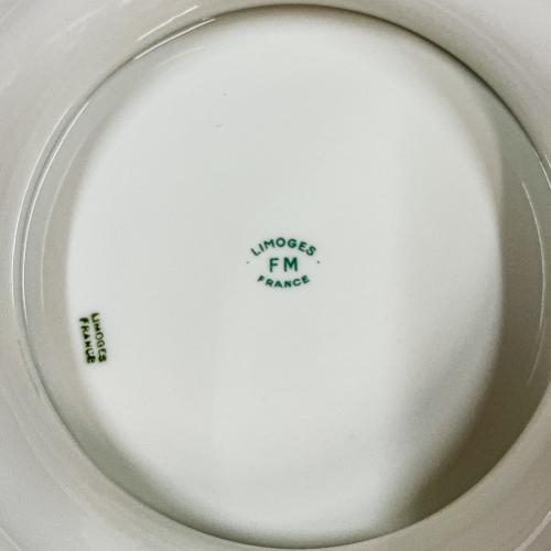 CONJUNTO DE PIEZAS DE VAJILLA LIMOGES SEGUNDA MITAD DEL S.XX