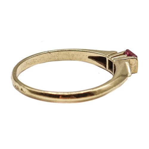 ANILLO CON BRILLANTES Y RUBÍ, AÑOS 90