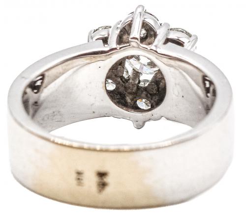 ANILLO ROSETÓN CON BRILLANTES