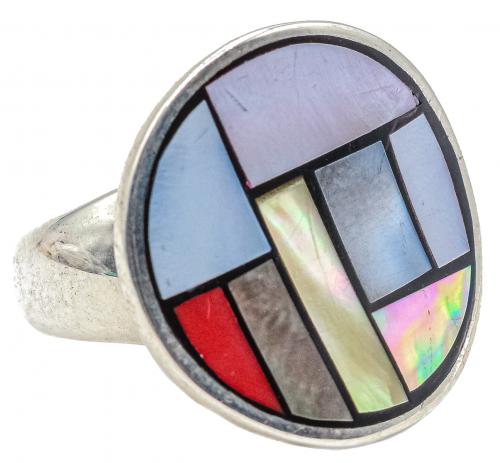 ANILLO CON NÁCAR TINTADO