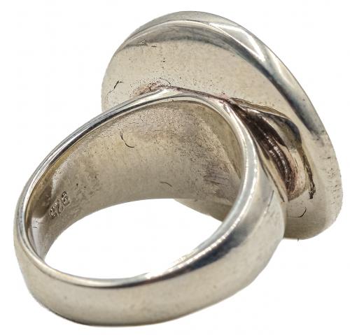 ANILLO CON NÁCAR TINTADO