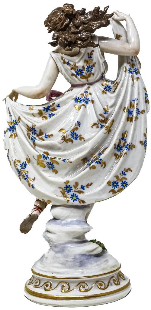 FIGURA EN PORCELANA ITALIANA DEL PRIMER TERCIO DE SIGLO XX