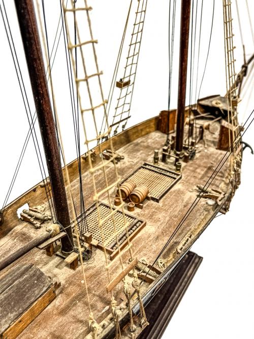 MAQUETA DE VELERO