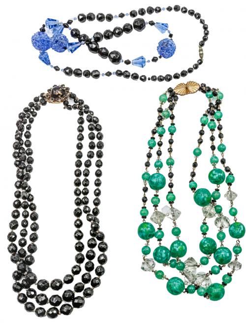 TRES COLLARES DE BISUTERÍA DE MEDIADOS S.XX