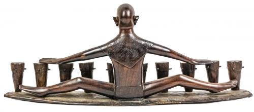 FIGURA EN MADERA