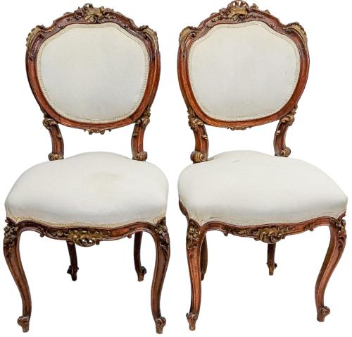 PAREJA DE SILLAS ESTILO LUIS XV DEL PRIMER CUARTO DE S. XX