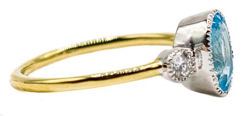 ANILLO ESTILO ART DECÓ CON TOPACIO AZUL Y BRILLANTES