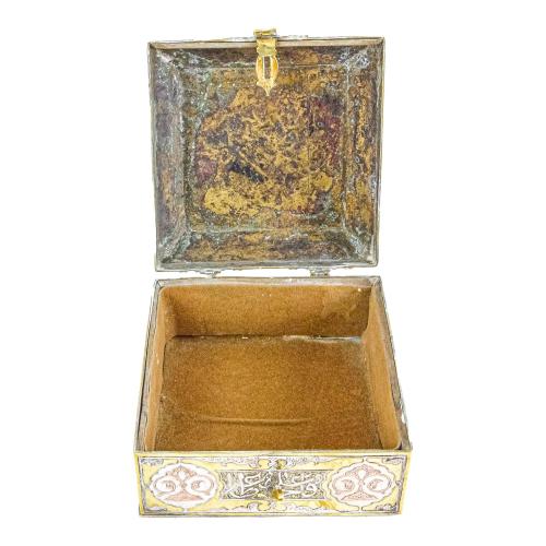 CAJA ORIENTAL DE LA PRIMERA MITAD DEL S.XX