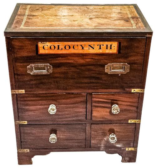 PEQUEÑO MUEBLE AUXILIAR  INGLÉS PRIMERA MITAD DEL S.XX
