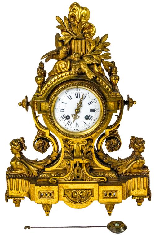 RELOJ DE SOBREMESA CON GUARNICIÓN DE FINALES DE S. XIX