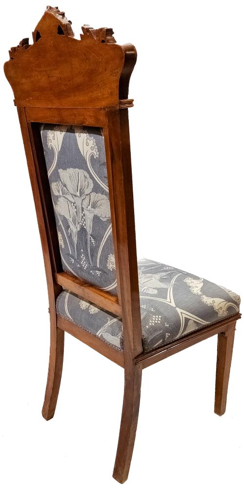 SILLA MODERNISTA DE PRINCIPIOS DE SIGLO XX