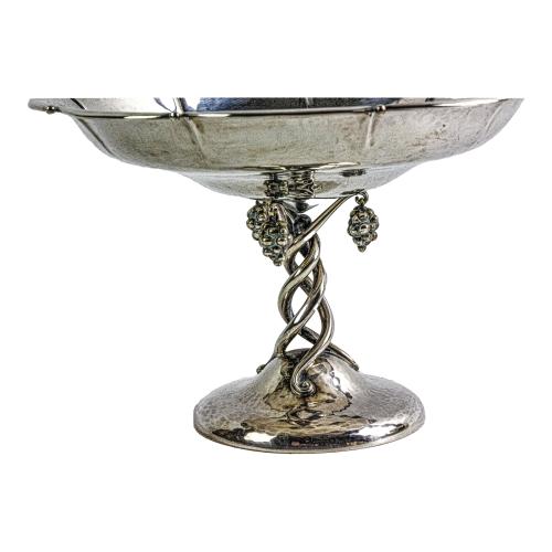 CENTRO DE MESA EN PLATA DE MEDIADOS DE SIGLO XX