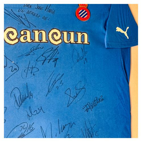 CAMISETA ENMARCADA DEL RCD ESPAÑOL DE BARCELONA