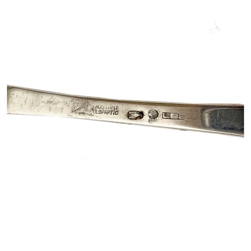 CONJUNTO DE CUBIERTOS DE PLATA DE MEDIADOS DEL S.XX